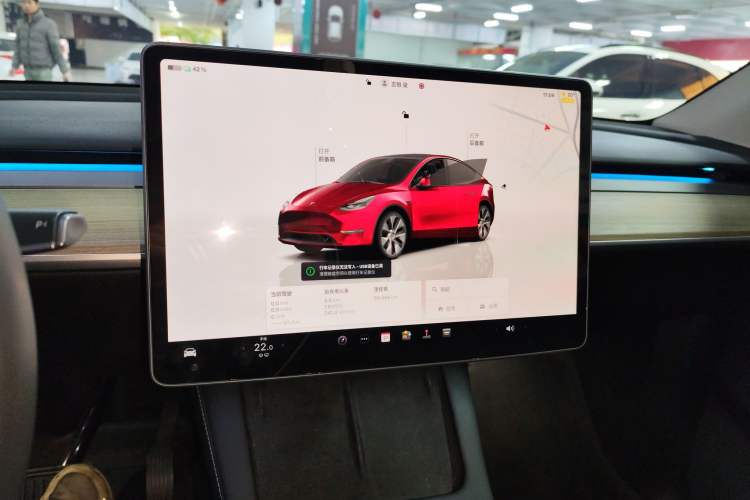 Used Tesla Model Y 2023 Long-Range All-Wheel-Drive Version
