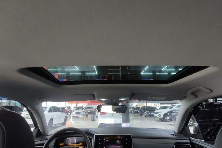 Used Volkswagen Lavida 2024 300TSI DSG Full-Comfort Edition
