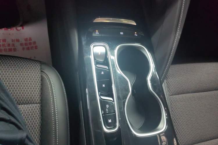 Used Buick Envision 2020 Onix S 652T Two-Wheel Drive Elite Model
