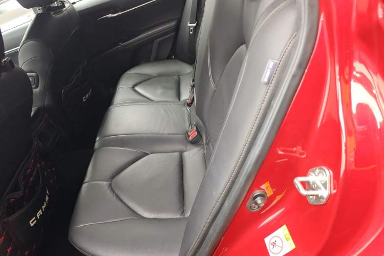 Used Toyota Camry 2018 2.5G Luxury Edition
