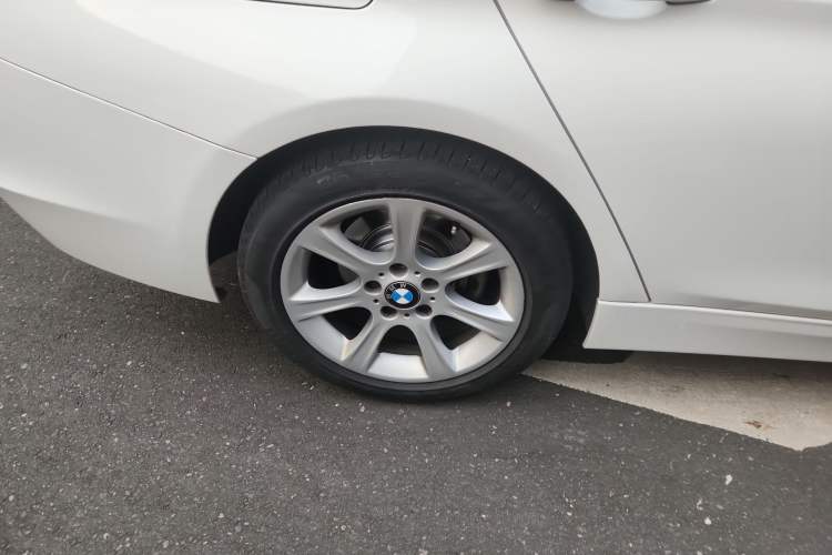 Used BMW 3 Series 2015 328Li Fashion Model
