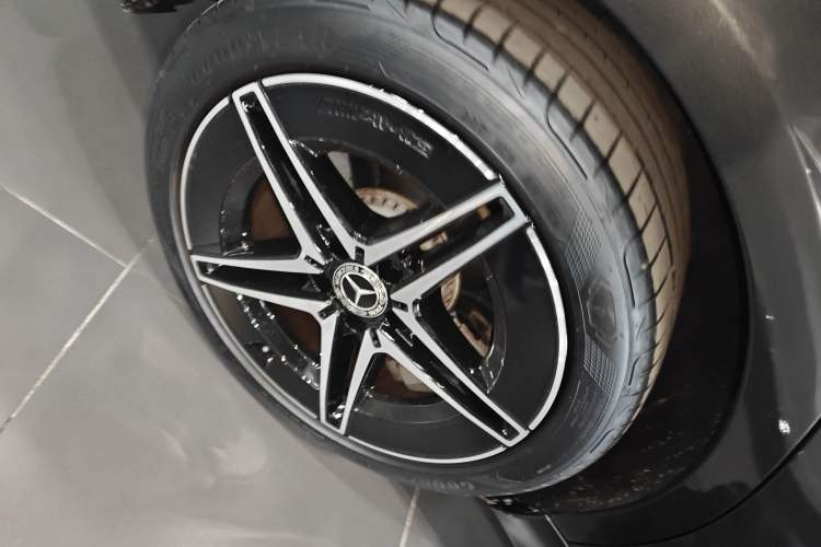 Used Mercedes-Benz C-Class 2024 Facelifted C-Class 260 L Night Edition Sports Version