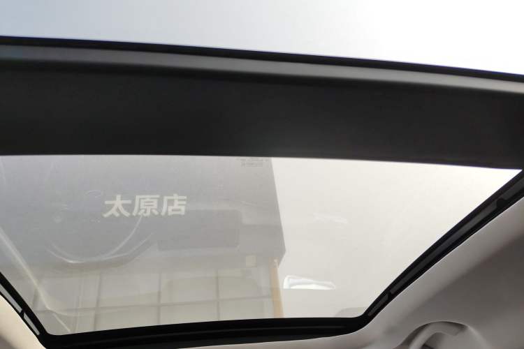 Used Ford Escape 2020 EcoBoost 245 Two-Wheel-Drive Titanium Edition
