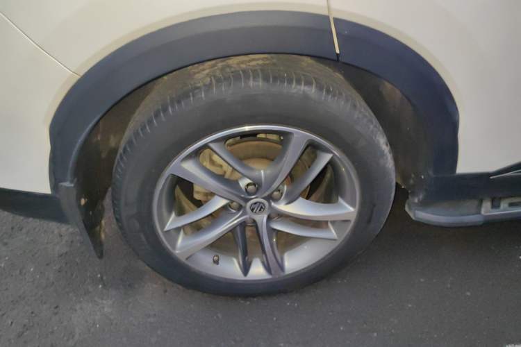 Used MG HS 2018 20T Automatic Two-Wheel Drive Hormone Passion Edition China V Standard
