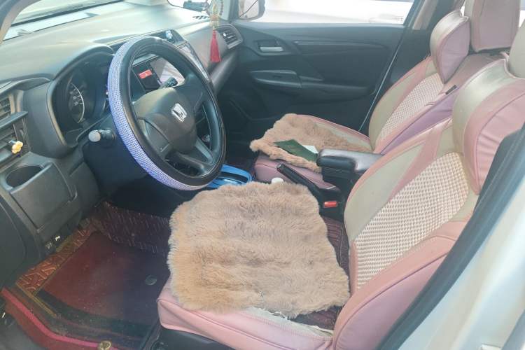 Used Honda Fit 2016 1.5L LXS CVT Comfort Sunroof Version
