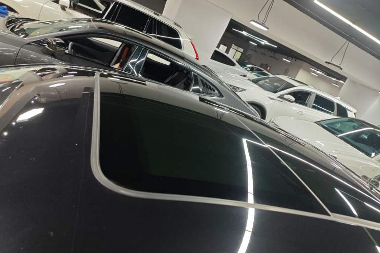 Used Volkswagen Magotan 2020 330TSI DSG Leading Model
