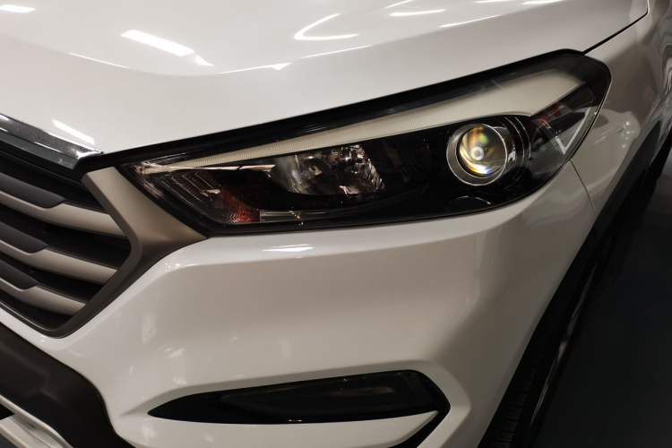 Used Hyundai Tucson 2015 1.6T Dual-Clutch Two-Wheel-Drive Smart Model
