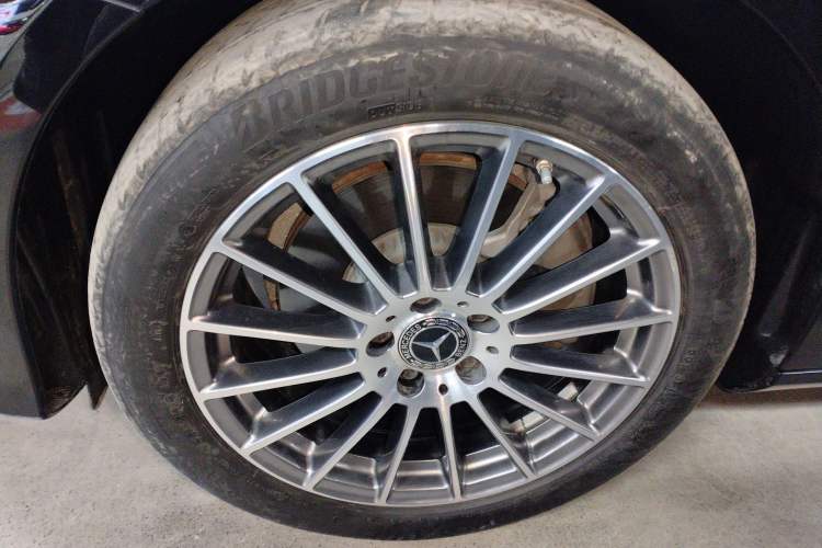 Used Mercedes-Benz E-Class 2023 Facelift E 260 L