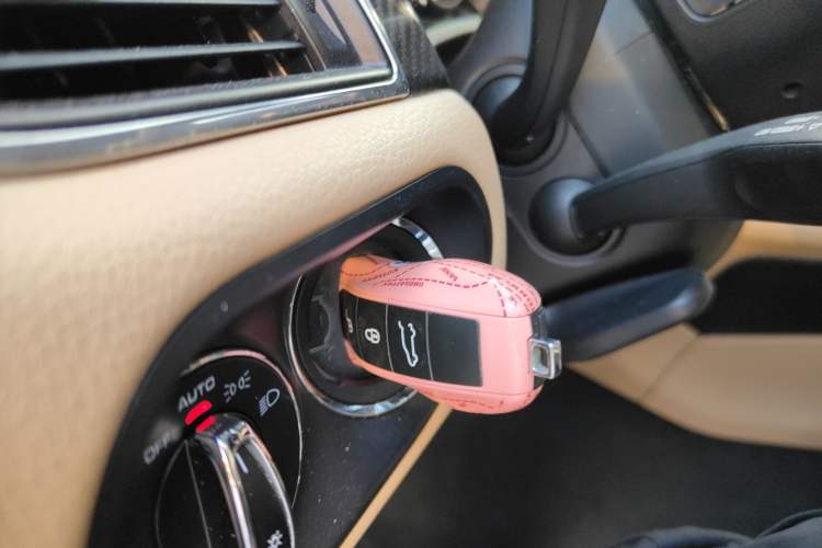 Used Porsche Macan 2017 Macan 2.0T
