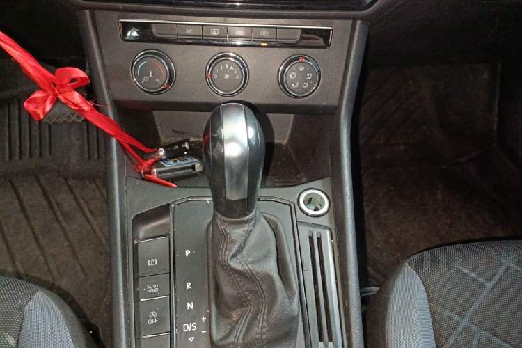 Used Volkswagen Lavida 2023 Revised 1.5L Automatic DeYi Edition