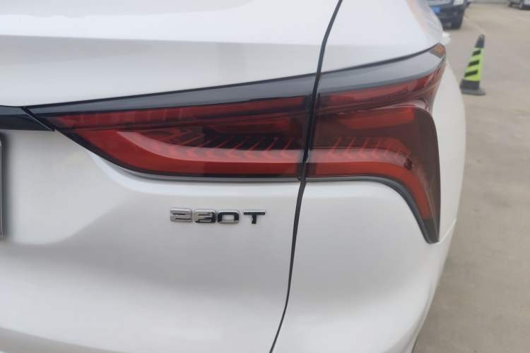 Used Changan CS75 PLUS 2020 1.5T Automatic Luxury Version
