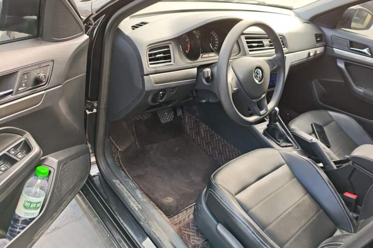 Used Volkswagen Lavida 2019 Lavida Start 1.5L Automatic Trendy Version China VI Standard
