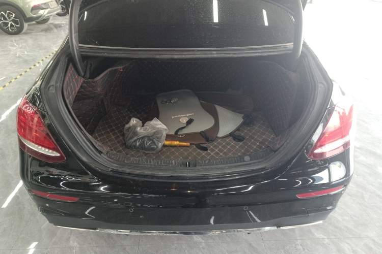 Used Mercedes-Benz E-Class 2019 Restyled E 300 L Sporty and Stylish Edition