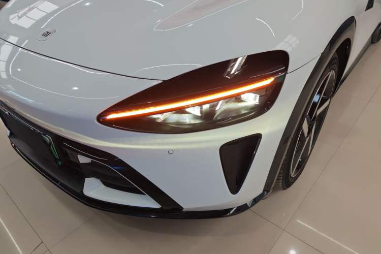 Used  YU7 2025 Ultra-Long Range High-Performance All-Wheel-Drive Max Edition
