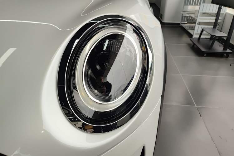 Used  MINI 2023 1.5T ONE
