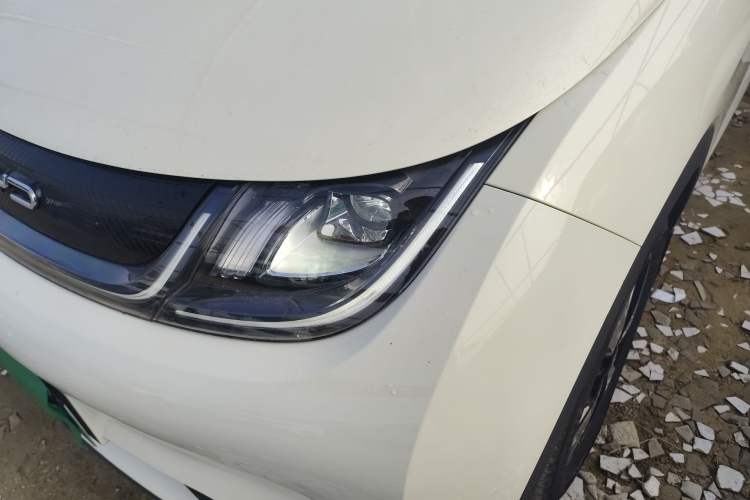 Used BYD Dolphin 2023 420 km Fashion Edition
