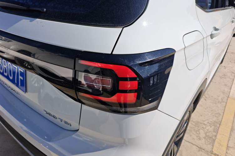 Used Volkswagen Tacqua 2021 200TSI DSG JoyConnect Edition
