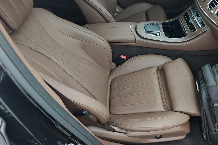 Used Mercedes-Benz E-Class 2023 E 260 L