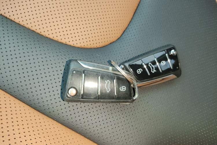 Used  Refine S2 2017 1.5L CVT Shangkui Edition
