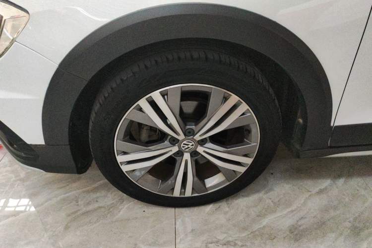 Used Volkswagen C-TREK 2018 230TSI DSG Luxury Model
