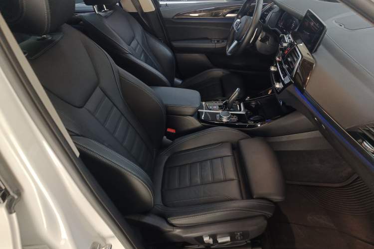 Used BMW X3 2021 xDrive30i Luxury Model with M Sport Package
