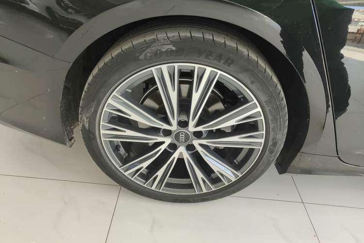 Used Audi A6L 2023 40 TFSI Luxury Dynamic Model
