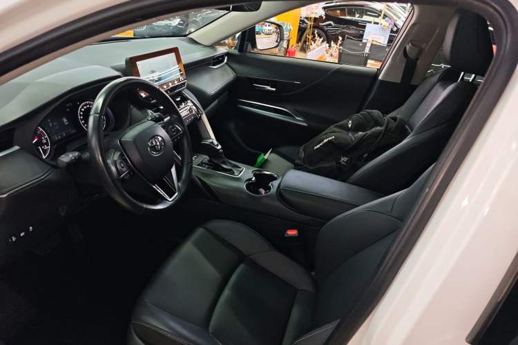 Used Toyota Venza 2023 2.0L CVT Two-Wheel Drive Luxury Edition
