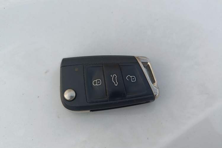 Used Volkswagen Tacqua 2021 200TSI DSG JoyConnect Edition
