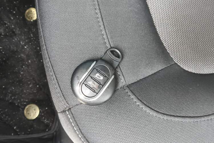 Used  MINI 2023 1.5T ONE Five-Door Edition