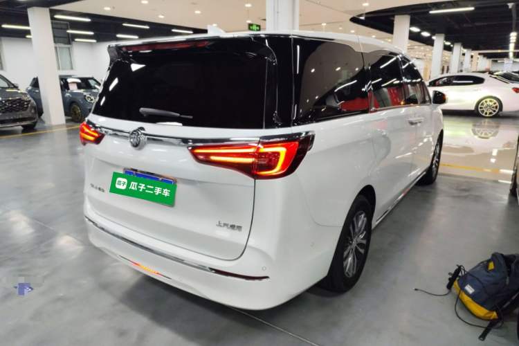 Used Buick GL8 2023 ES Lu Zun Deluxe Model
