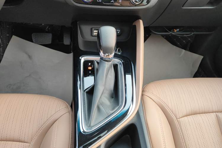 Used Buick GL6 2021 323T Mild Hybrid Connect Luxury Model
