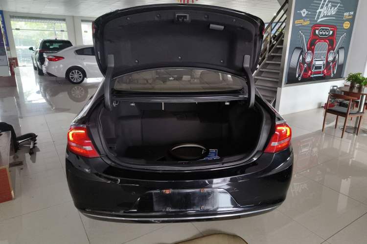 Used Buick LaCrosse 2018 30H Elite Edition
