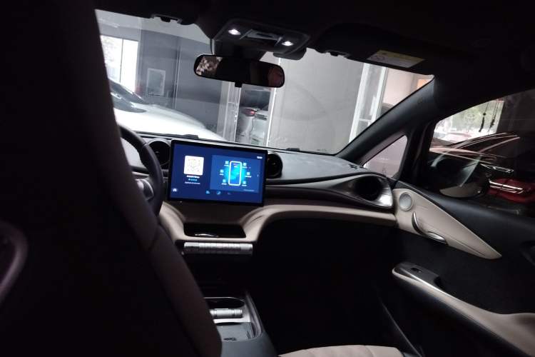 Used BYD Dolphin 2023 420 km Fashion Edition
