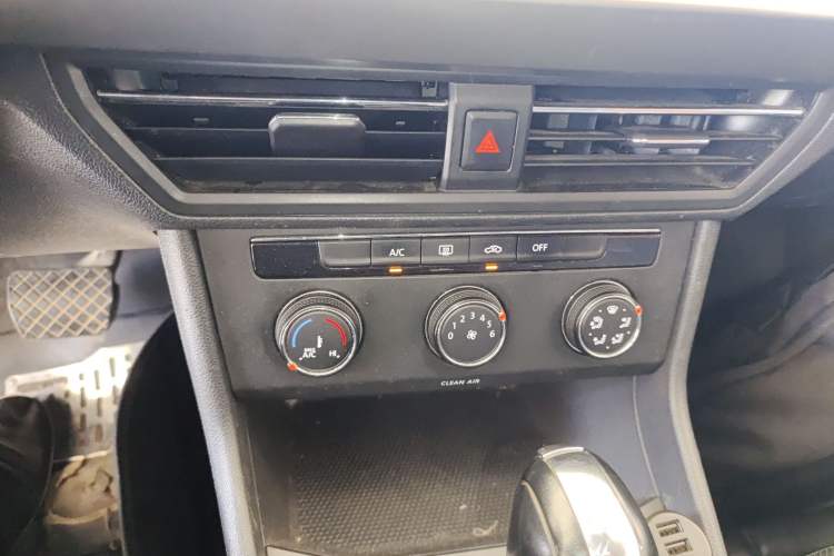 Used Volkswagen Lavida 2018 1.5L Automatic Comfort Edition China V Standard