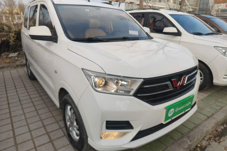 Used Wuling Hongguang 2019 1.5L S Standard Version China VI LAR