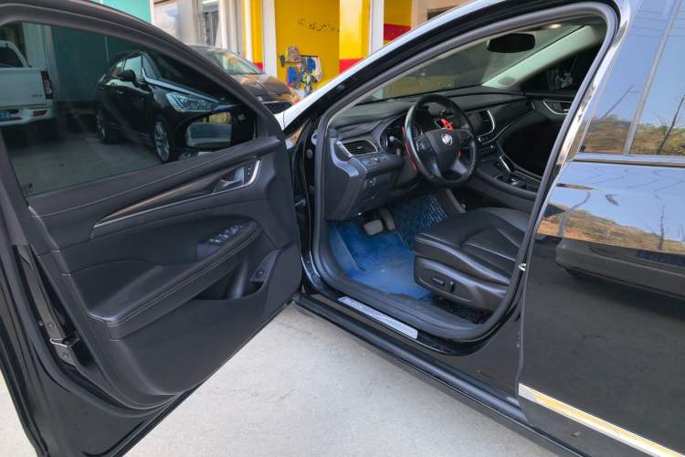 Used Buick LaCrosse 2021 552T Luxury Version
