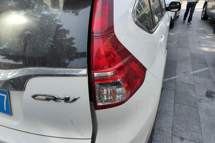 Used Honda CR-V 2016 2.0L Two-Wheel Drive Classic Edition
