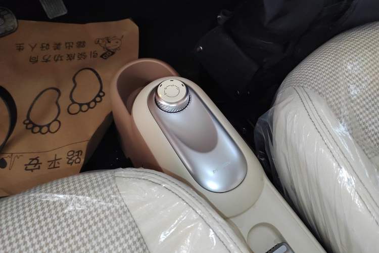 Used Wuling Hongguang MINIEV 2025 Four-Door Version Zhenxiang+ Edition
