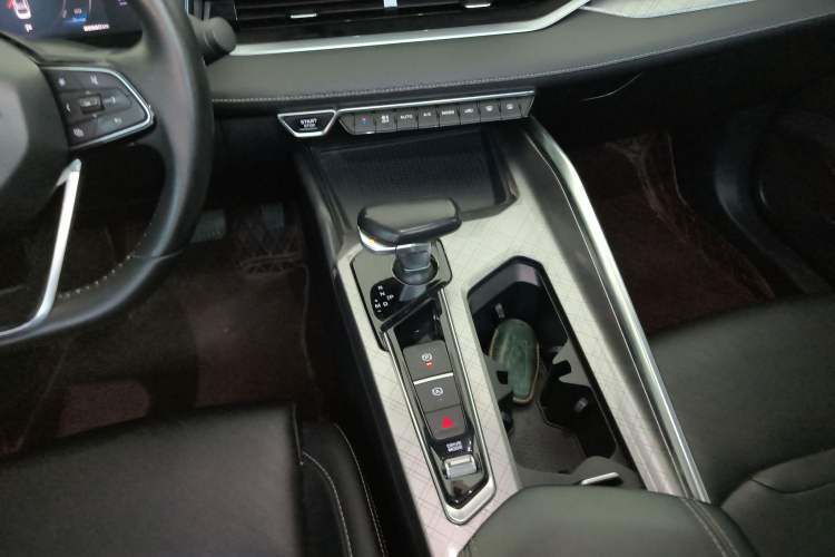 Used Geely Auto Preface 2021 2.0TD Luxury Version
