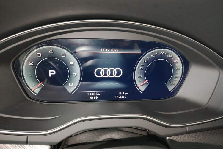 Used Audi Q5L 2023 40T Luxury Dynamic Model

