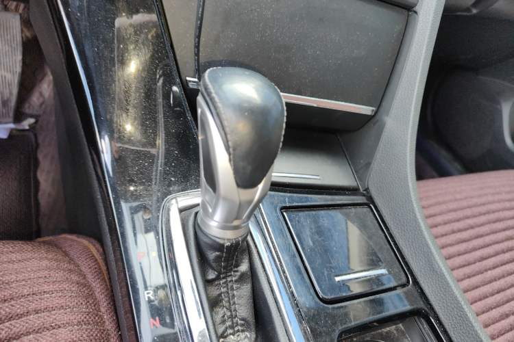 Used Honda Spirior 2015 2.0L Luxury Edition
