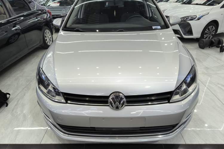 Used Volkswagen Golf 2015 1.6L Automatic Comfort Model
