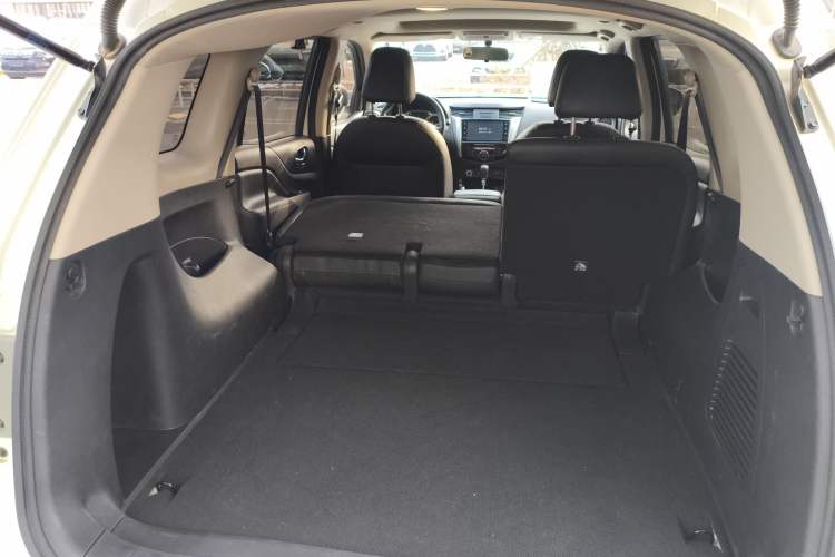 Used Nissan Terra 2020 2.5L XL Upper 4WD Automatic Four-Wheel Drive Luxury Edition
