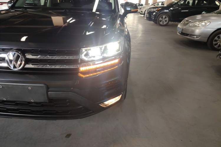 Used Volkswagen Tharu 2019 280TSI Two-Wheel Drive Luxury Version China VI Standard
