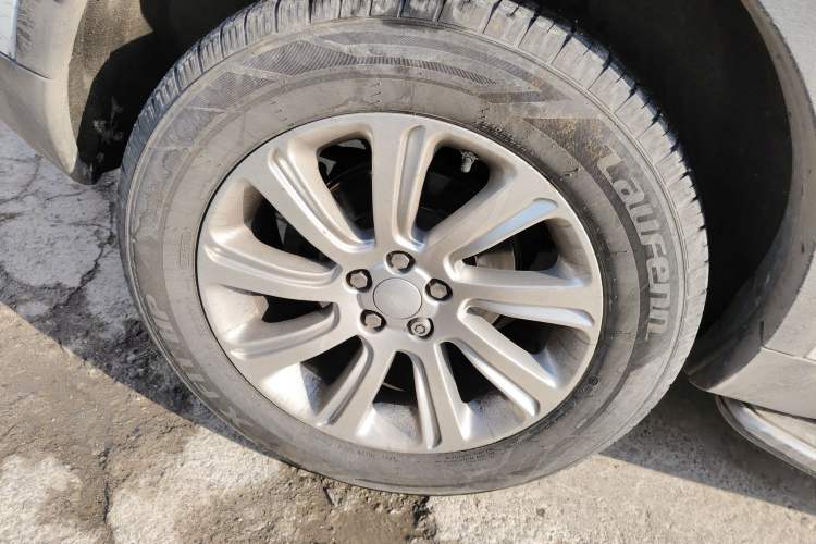 Used Land Rover Discovery Sport 2016 2.0T SE
