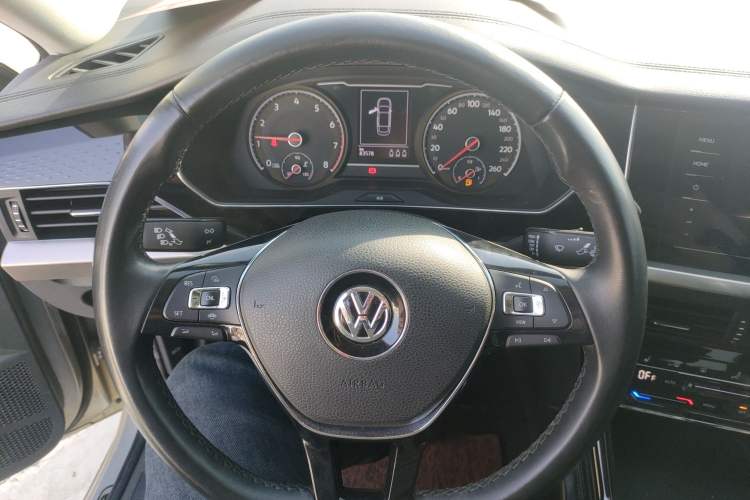 Used Volkswagen Passat 2020 330TSI Elite Edition China VI
