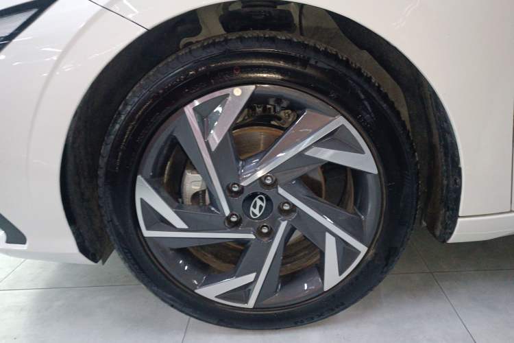 Used Hyundai Elantra 2023 1.5L CVT GLX Elite Edition