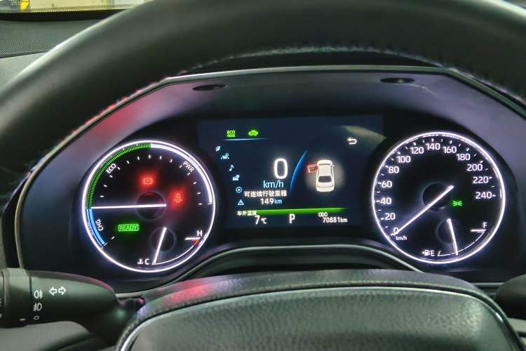 Used Toyota Avalon 2019 Dual-Engine 2.5L Luxury Edition China VI Standard