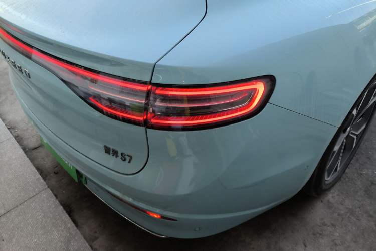 Used Hima Luxeed S7 2025 705 km Pro
