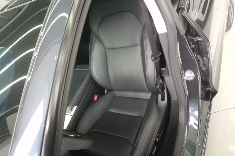 Used Tesla Model 3 2023 Rear-Wheel-Drive Version